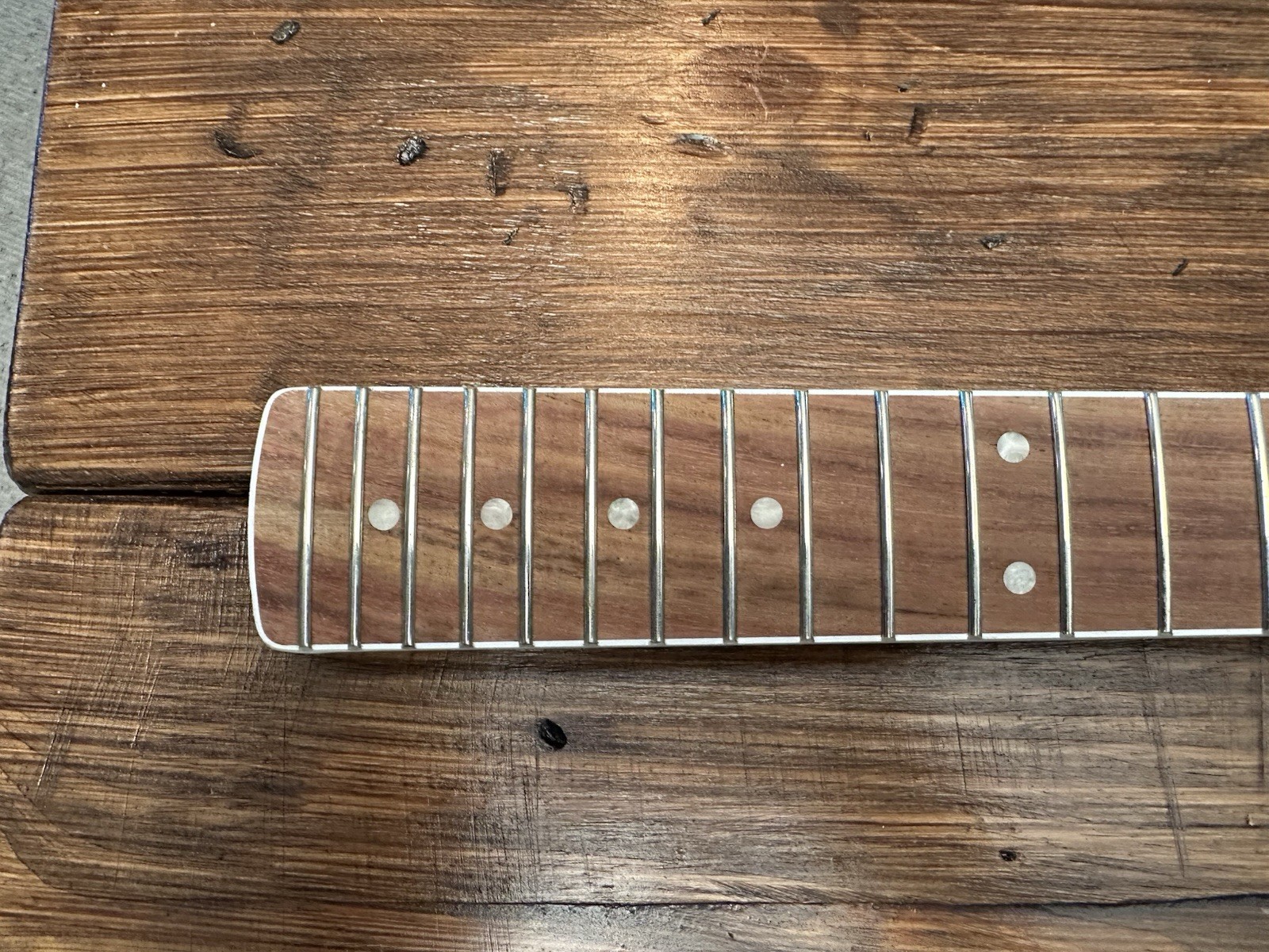 Fender Jaguar Cobain Neck – Bound