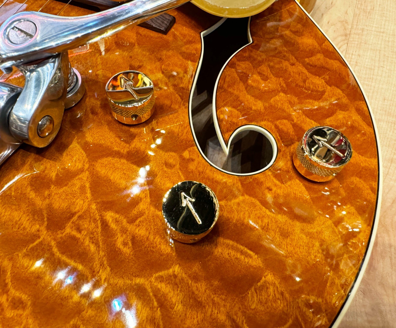 Gretsch G6120TGQM-56 Limited Edition Quilt Classic Chet Atkins Hollow Body