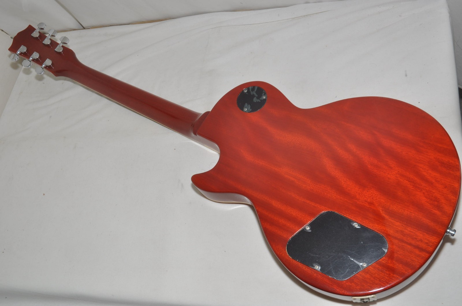 EDWARDS Limited MODEL Electric guitar Ref No 7554