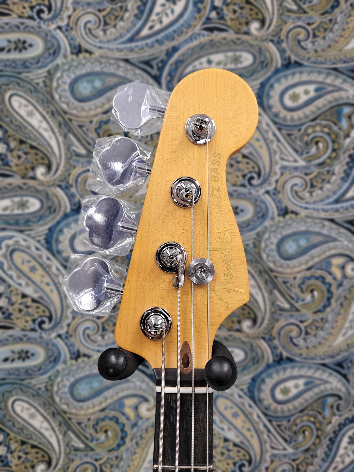 Fender American Ultra II Jazz Bass Texas Tea w/Molded Hard Case