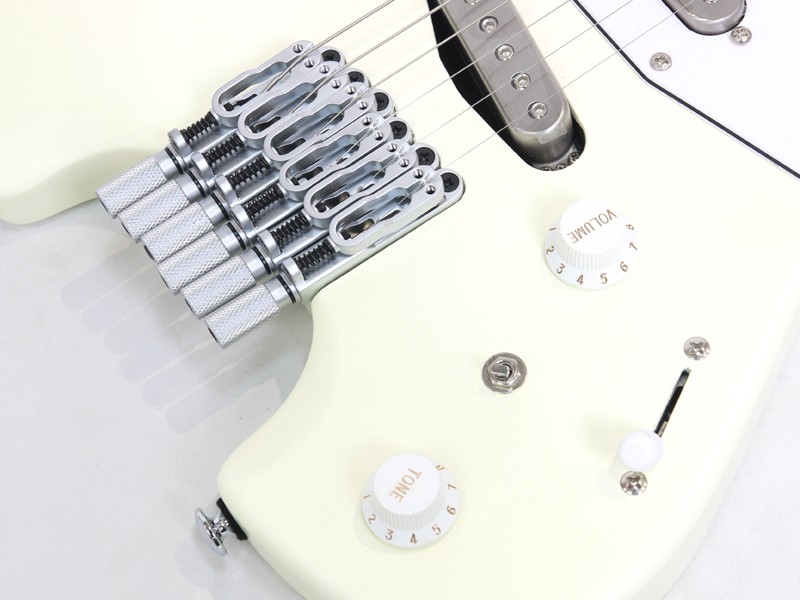 Ibanez ICHI10 Vintage White Matte Ichika Nito Signature Model with gig bag