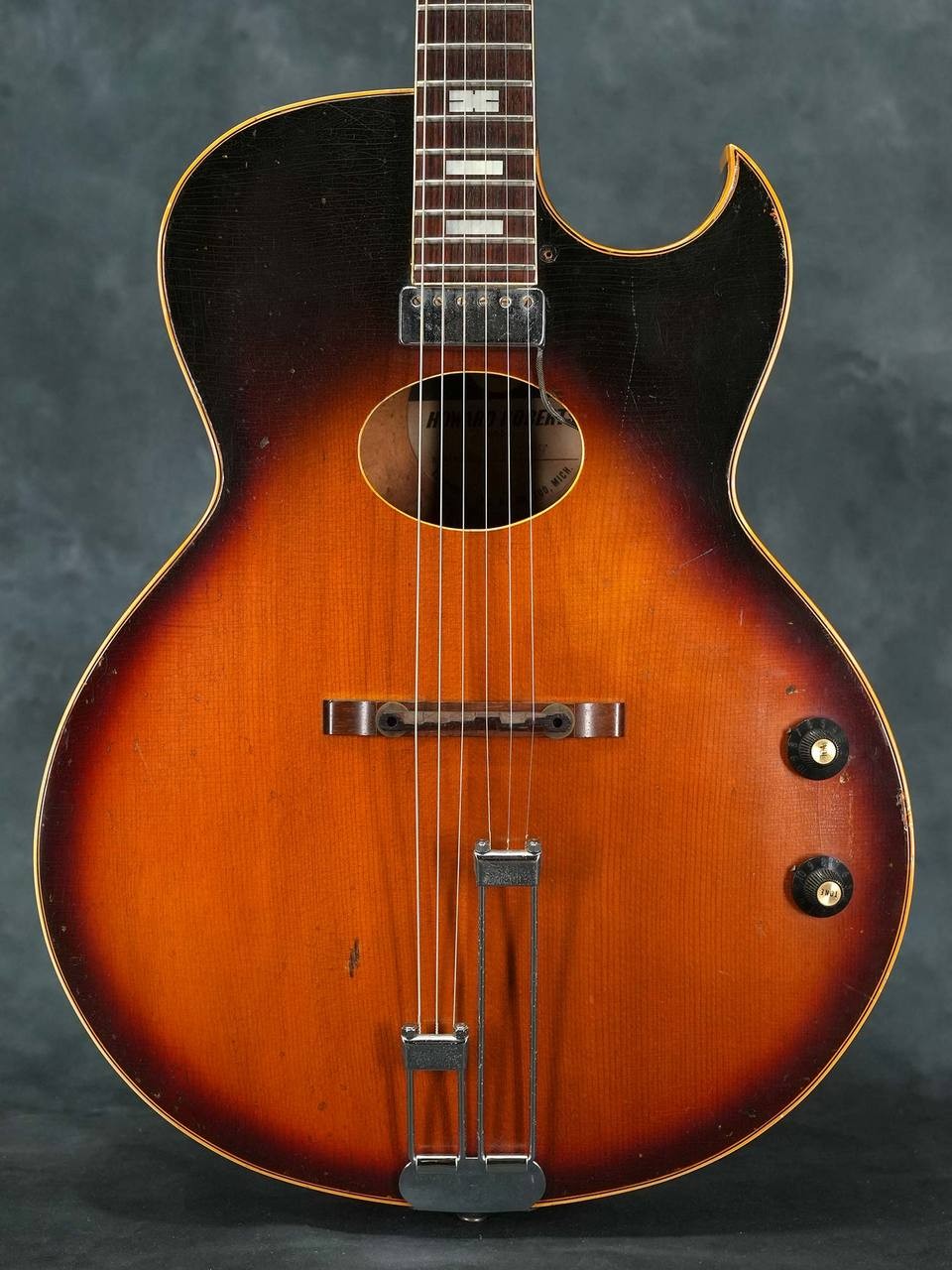 Epiphone 1967 Howard Roberts Sunburst Used Electric Guitar 1967