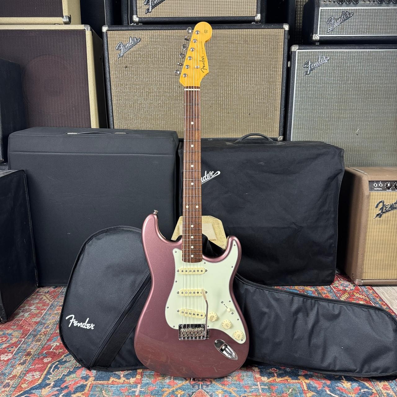 Fender Hybrid 60’s Stratocaster Burgundy Mist Metallic – 2018