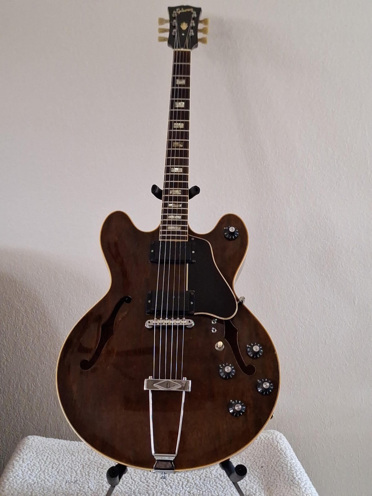 Gibson Model ES-150BW