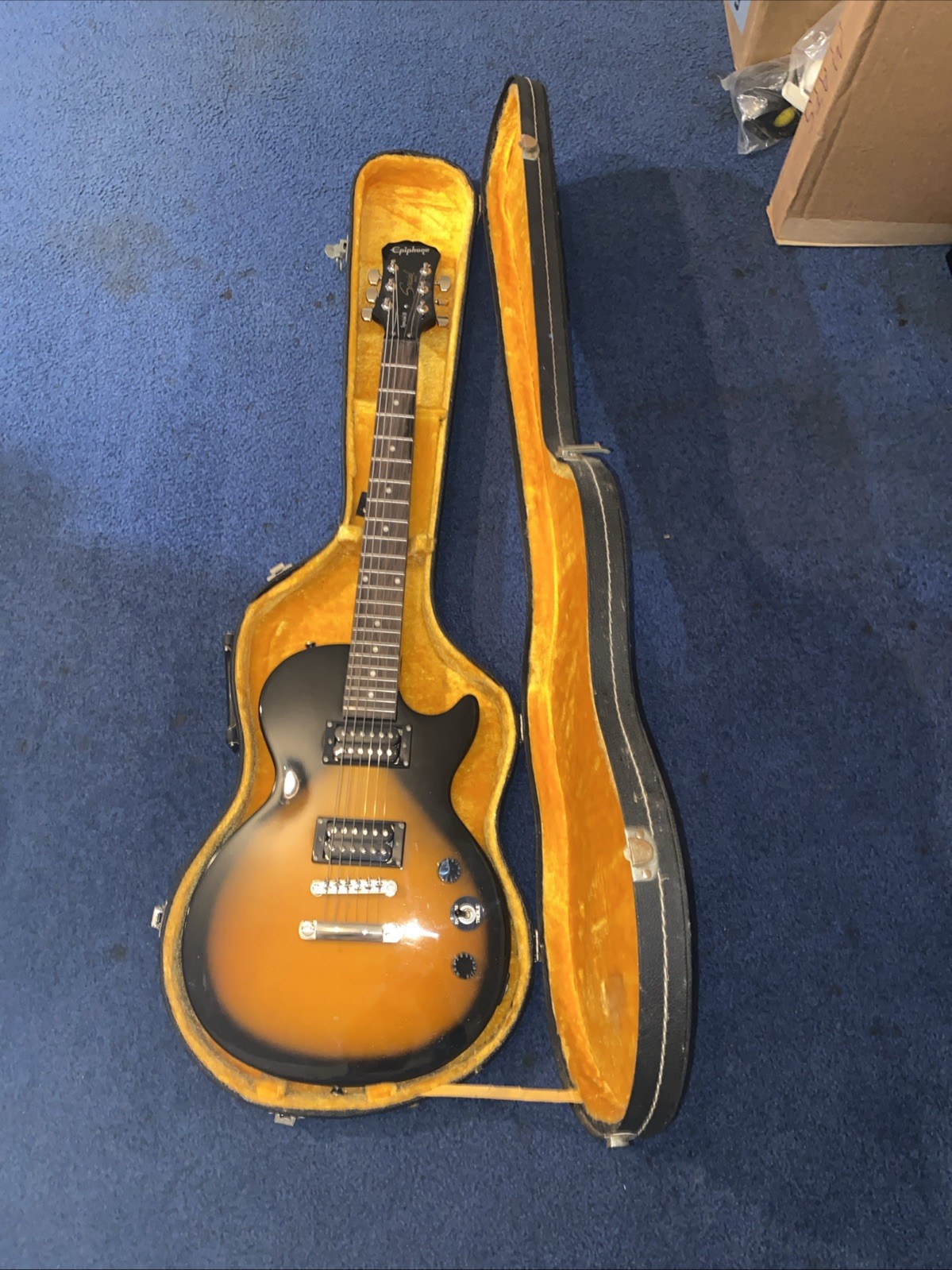 2008 Epiphone Special Model – Special Model II RH Electric Guitar SunBurst