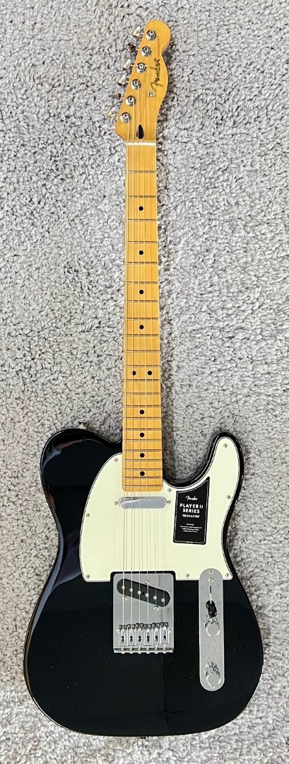 Fender Player II Telecaster Electric guitar, Maple Fingerboard, Black – MIM