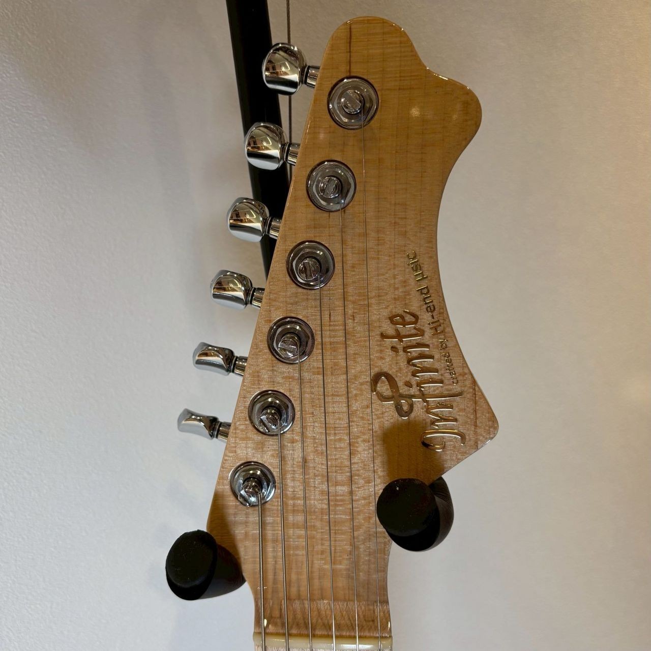 infinite Trad Fullsize ST Electric Guitar Used No major damage