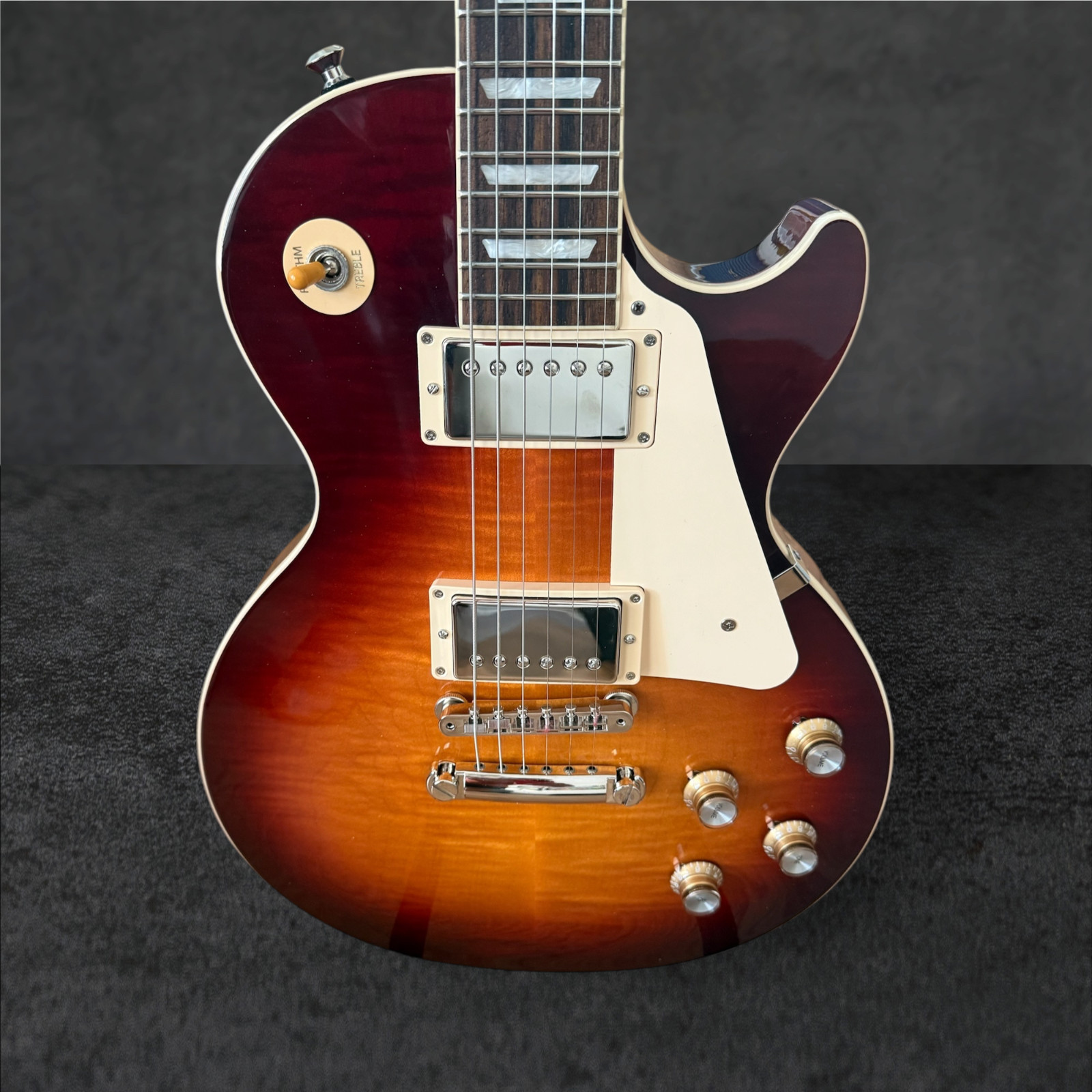 Gibson Les Paul Standard ’60s AAA Flame Top – Dark Cherry Sunburst