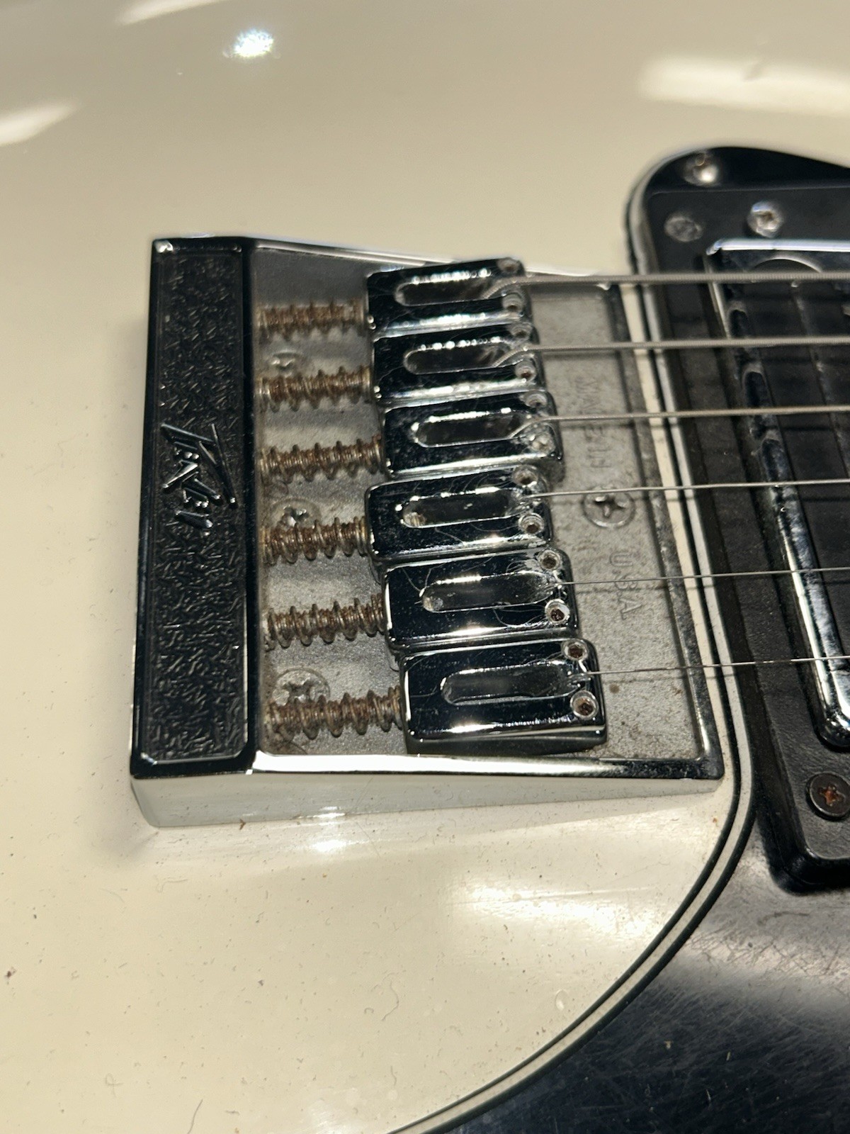 1982 Peavey T60 Electric Guitar – White – USA