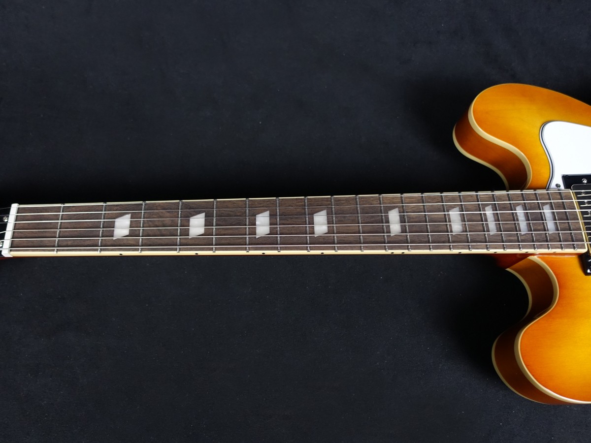 Epiphone Riviera Royal Tan
