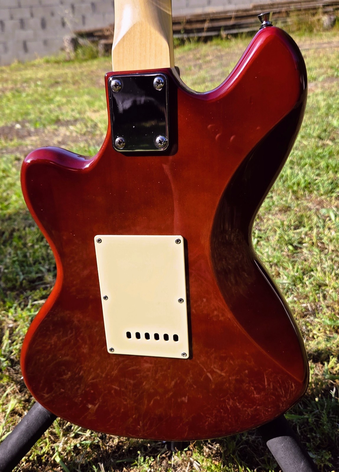 Reville Offset Jazzmaster-Style Guitar w P90 UPGRADED Lindy Fralin Mini Humbuckr