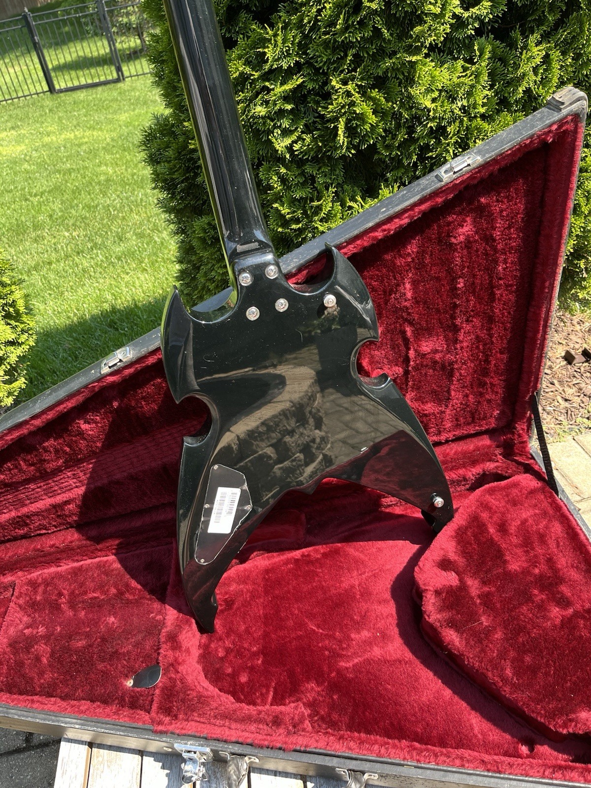 Silvertone PSAP1 Paul Stanley Kiss Signature Apocalypse Electric Guitar W/ Case