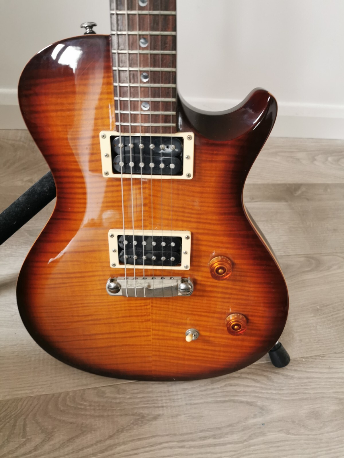 PRS SE Singlecut Tobacco Sunburst 2006 Great Condition