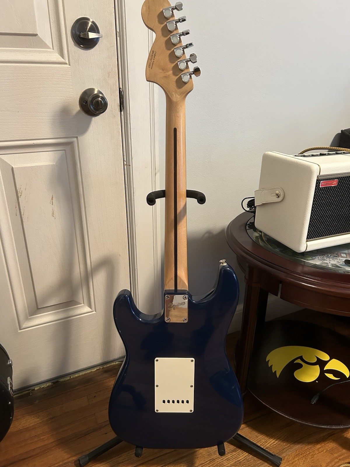 2001 Squier Affinity Stratocaster w/ Strap & Cable