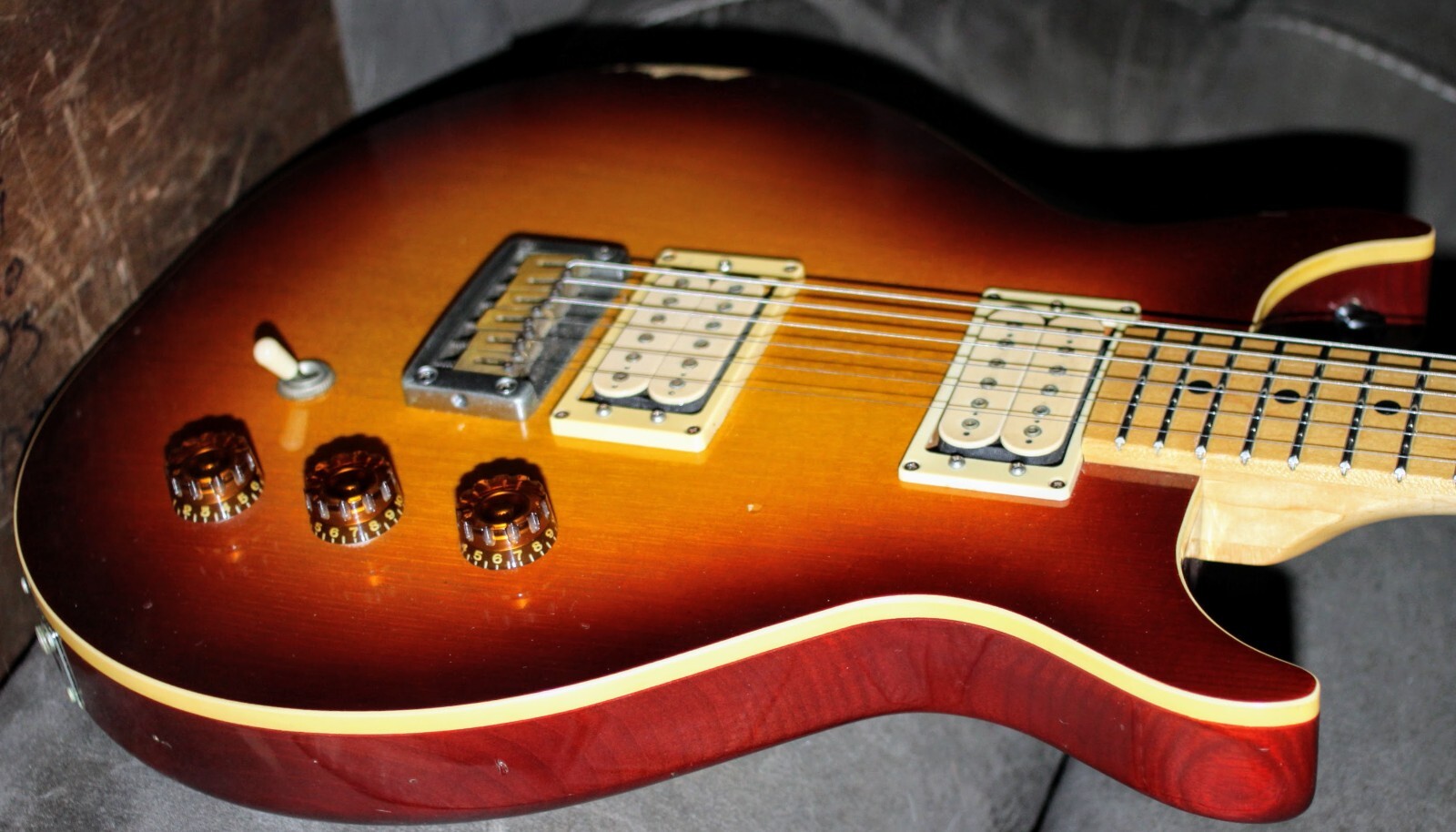 Very RAre 2pc CENTER SEAM! 1982 Washburn SB-8-Pro Setup-All Orig!43yr Old JAPAN!