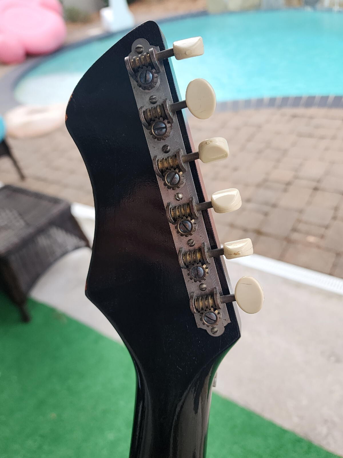 1967 Harmony Silhouette H15 Holiday-Branded Vintage Electric Guitar, Gold Foils