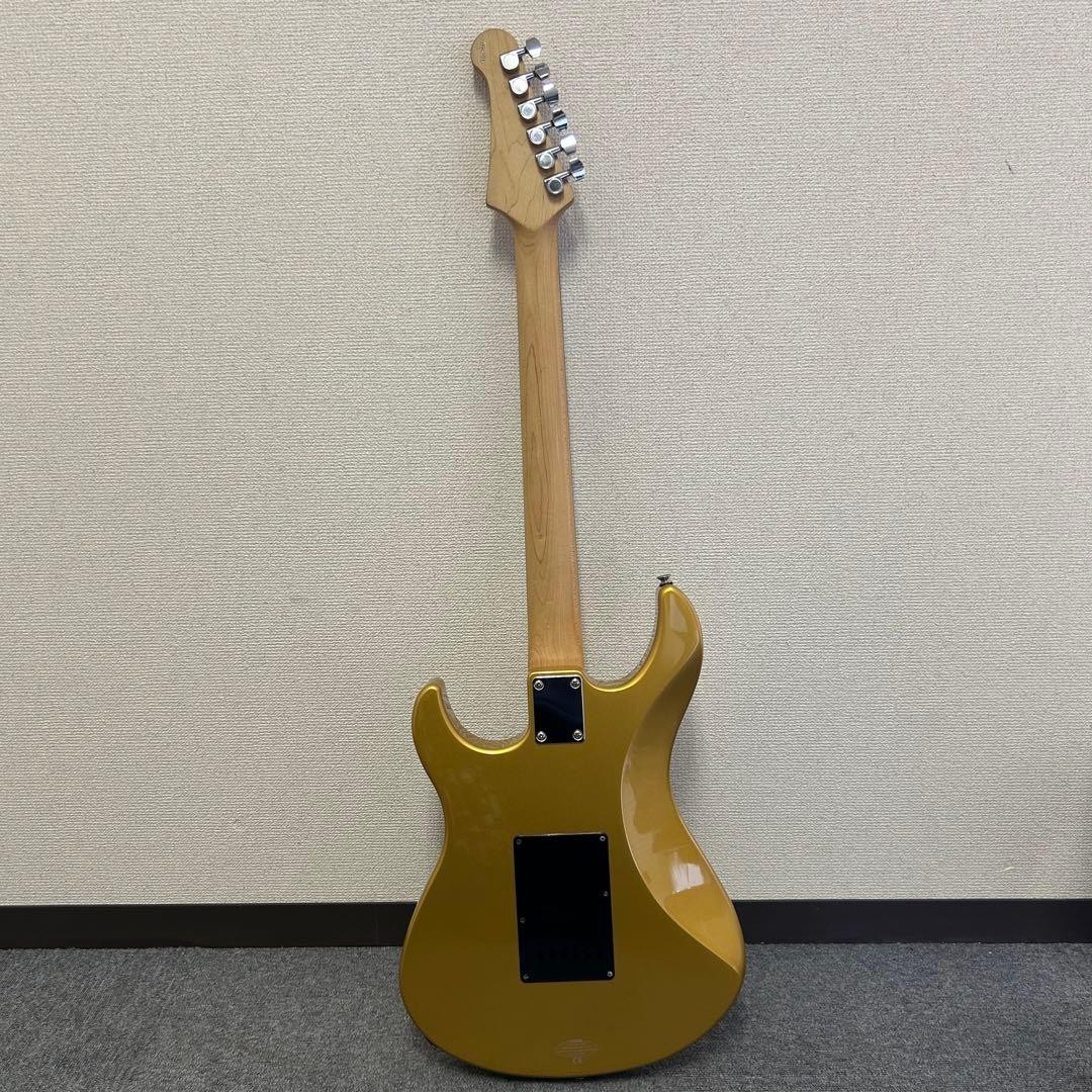 YAMAHA Pacifica PAC112X Gold + ZOOM 505Ⅱ