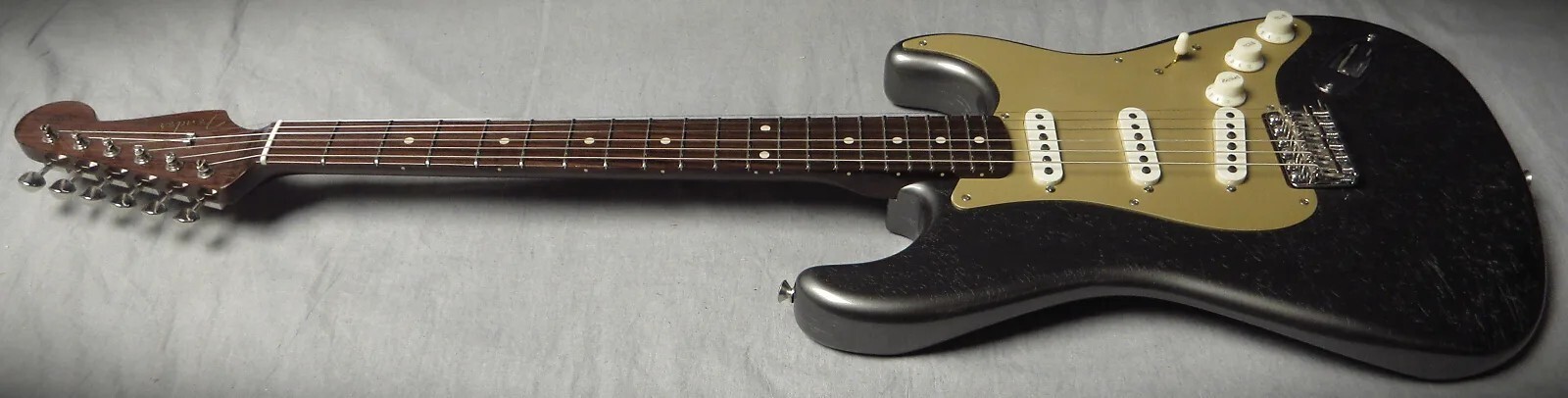 Fender Custom Shop Ltd Ed. ’57 Stratocaster RW Neck Dlx CC 2025 Aged Pewter