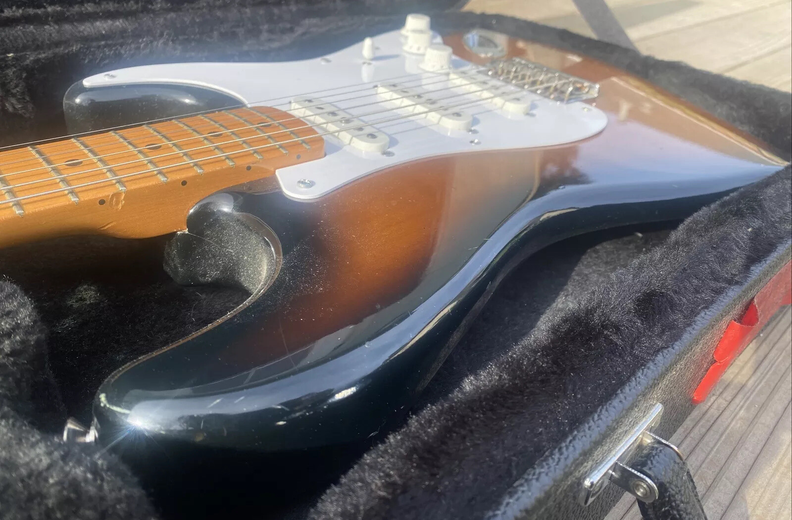 fender stratocaster Strat 1950s 54 57 relic roadworn Boutique Parts Guitar Burst