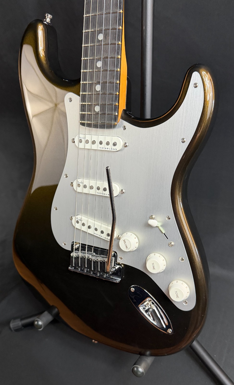 Fender American Ultra II Stratocaster Electric Guitar Texas Tea Finish w/ OHSC