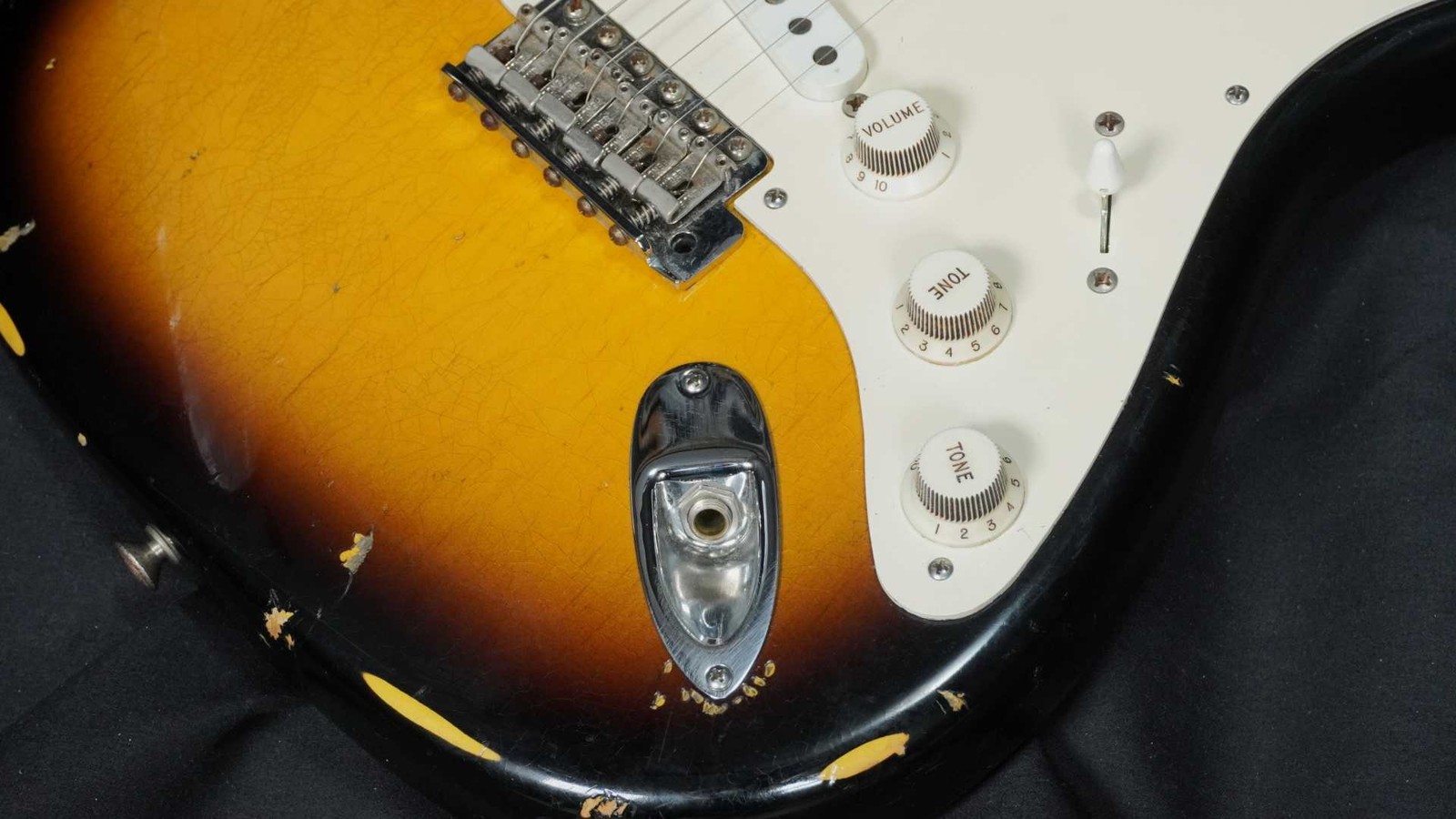 FENDER CUSTOM SHOP 1956 Stratocaster Aged Mod 2-Tone Sunburst [R19519]