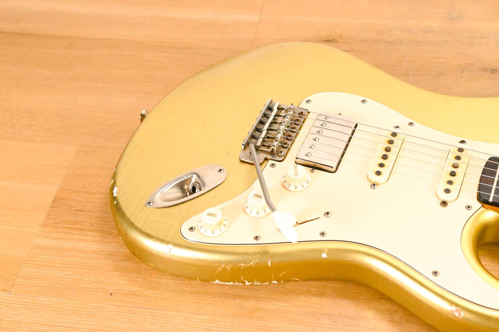 TMG Dover Custom S-Style HSS – Aged Aztec Gold CG014HR