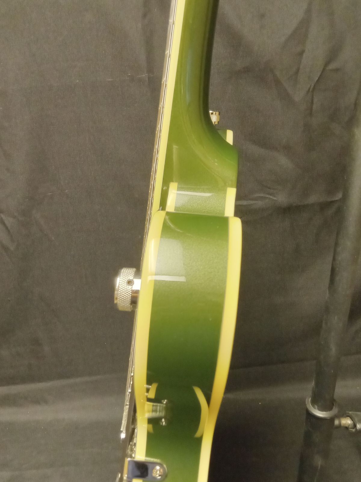 Gretsch G5622 Electromatic Semi-Hollow Guitar serial CYGC24060496 – Olive