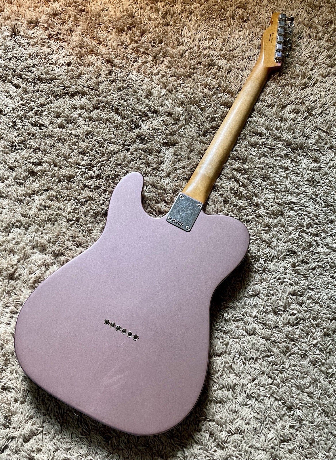 Fender Limited Vintera II Road Worn ’60s Telecaster – Burgundy Mist – Modified