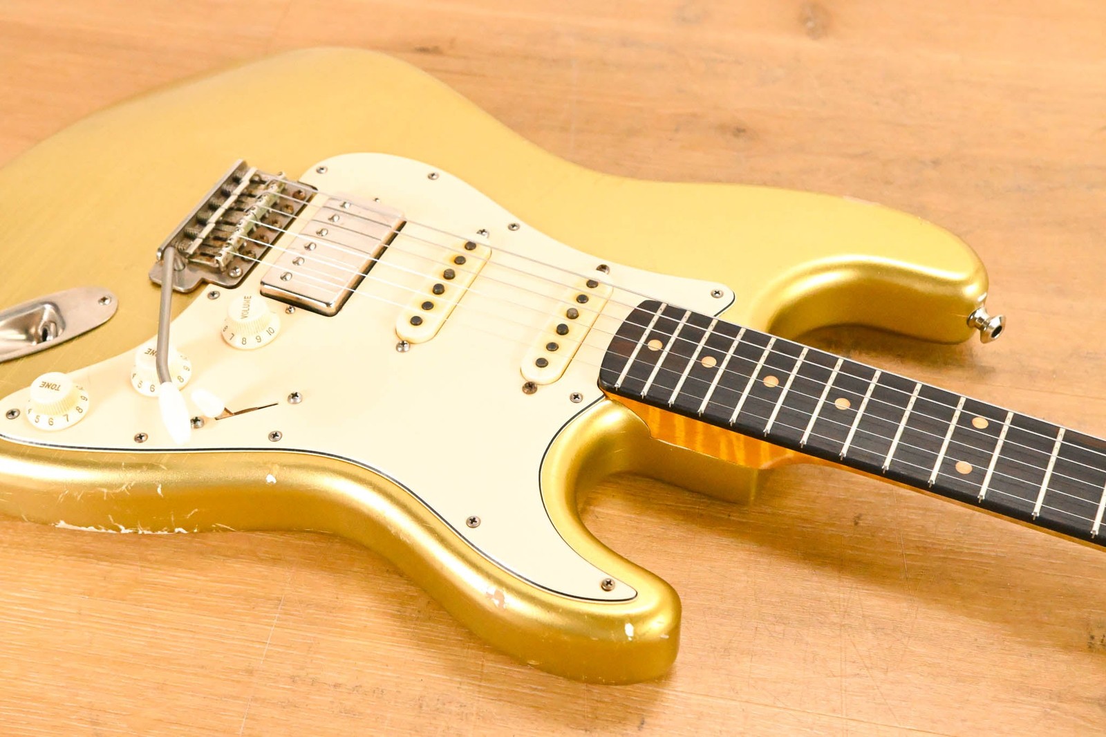 TMG Dover Custom S-Style HSS – Aged Aztec Gold CG014HR