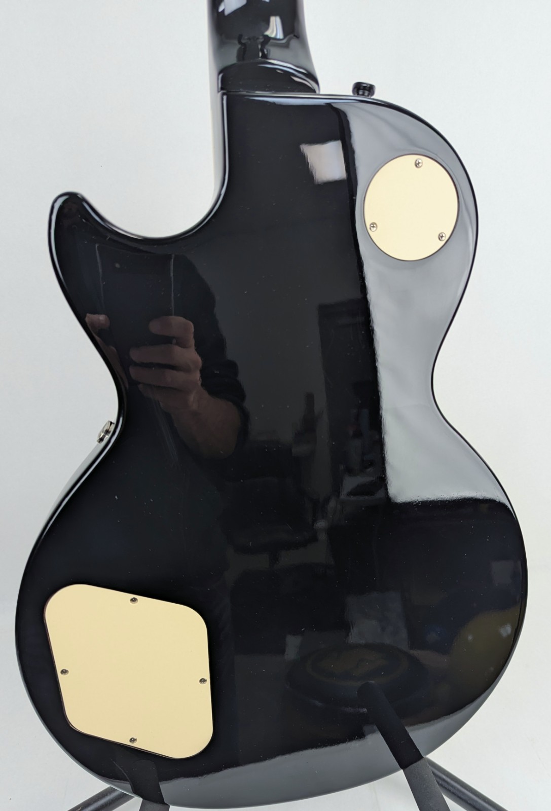 2011 Epiphone Les Paul Standard – Black – W/Custom Pick Ups and Knobs