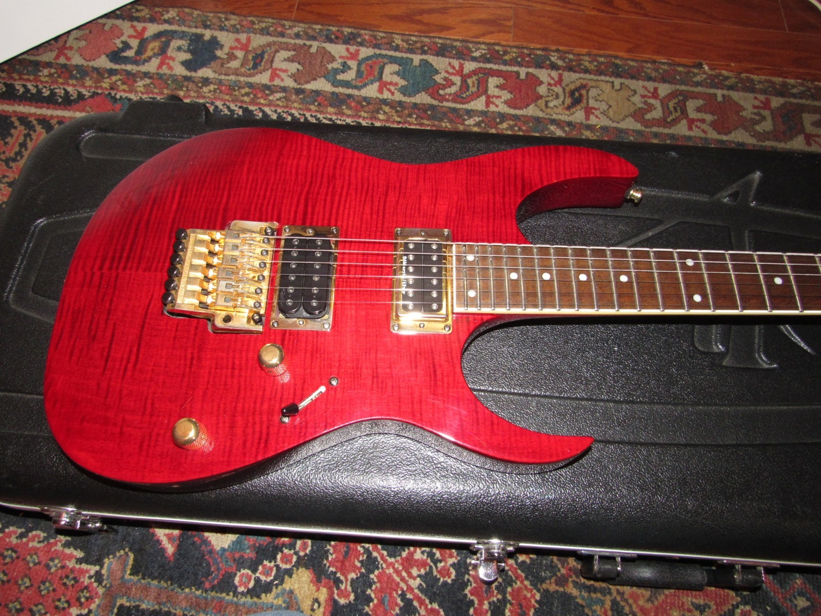 Ibanez RGT42-D RG Series Neck Through Deep Red stain, flame top, Prestige case