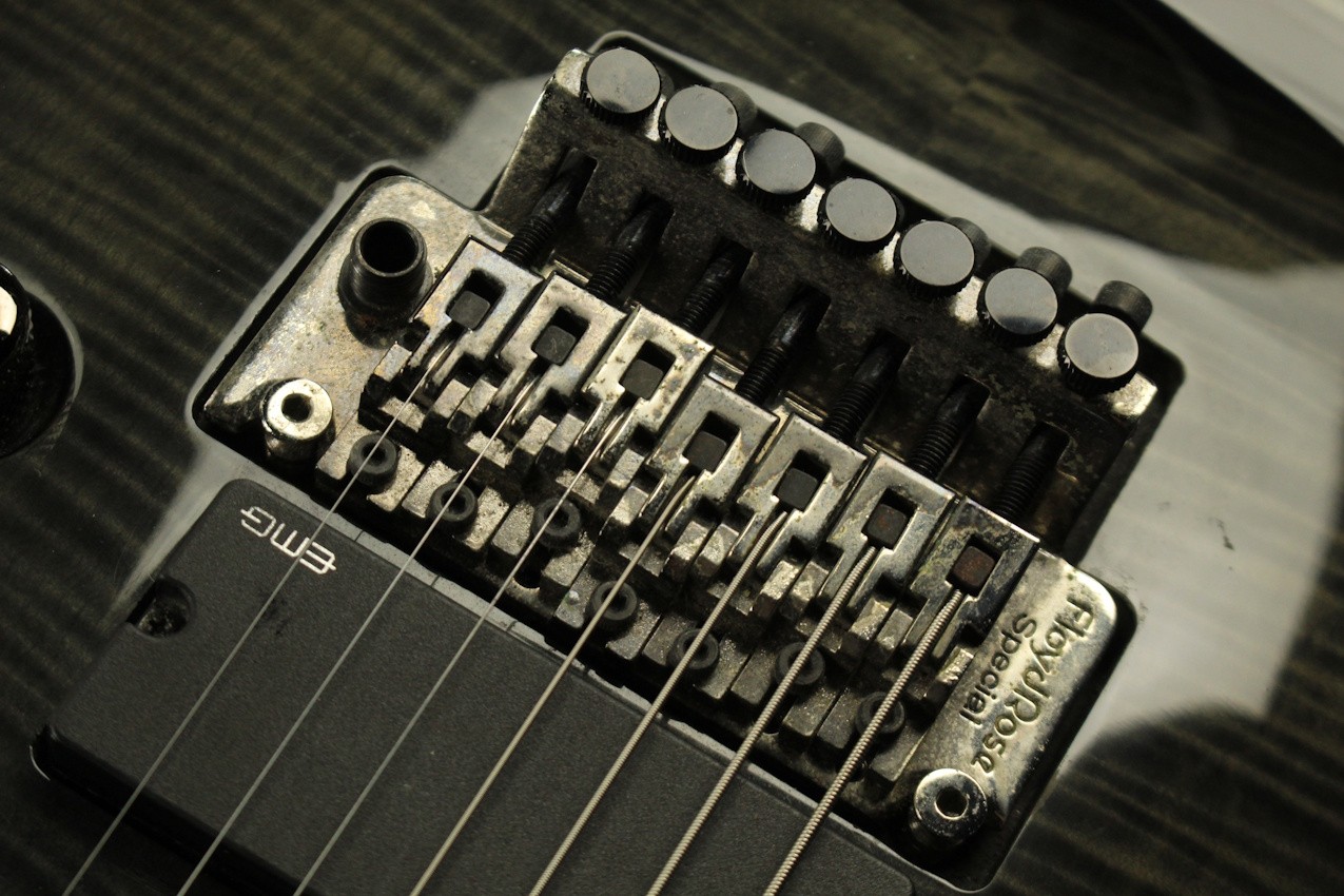 USED Schecter Diamond Series Damien Elite-7 FR (673)