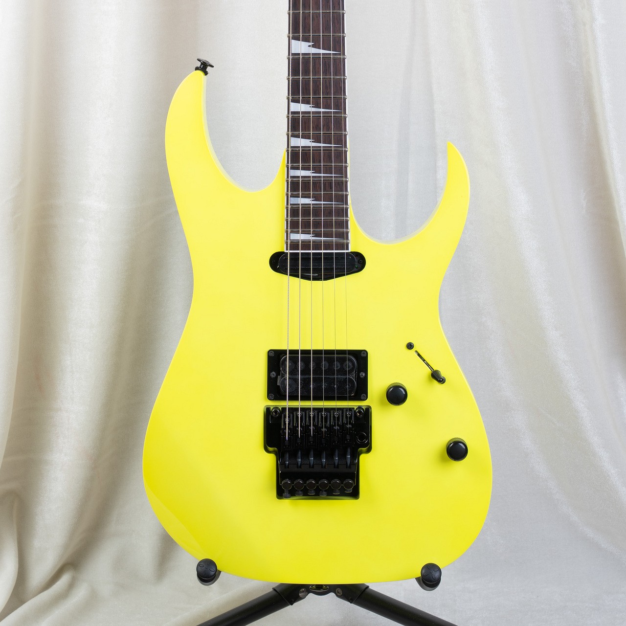 Ibanez RG565R DY 426541