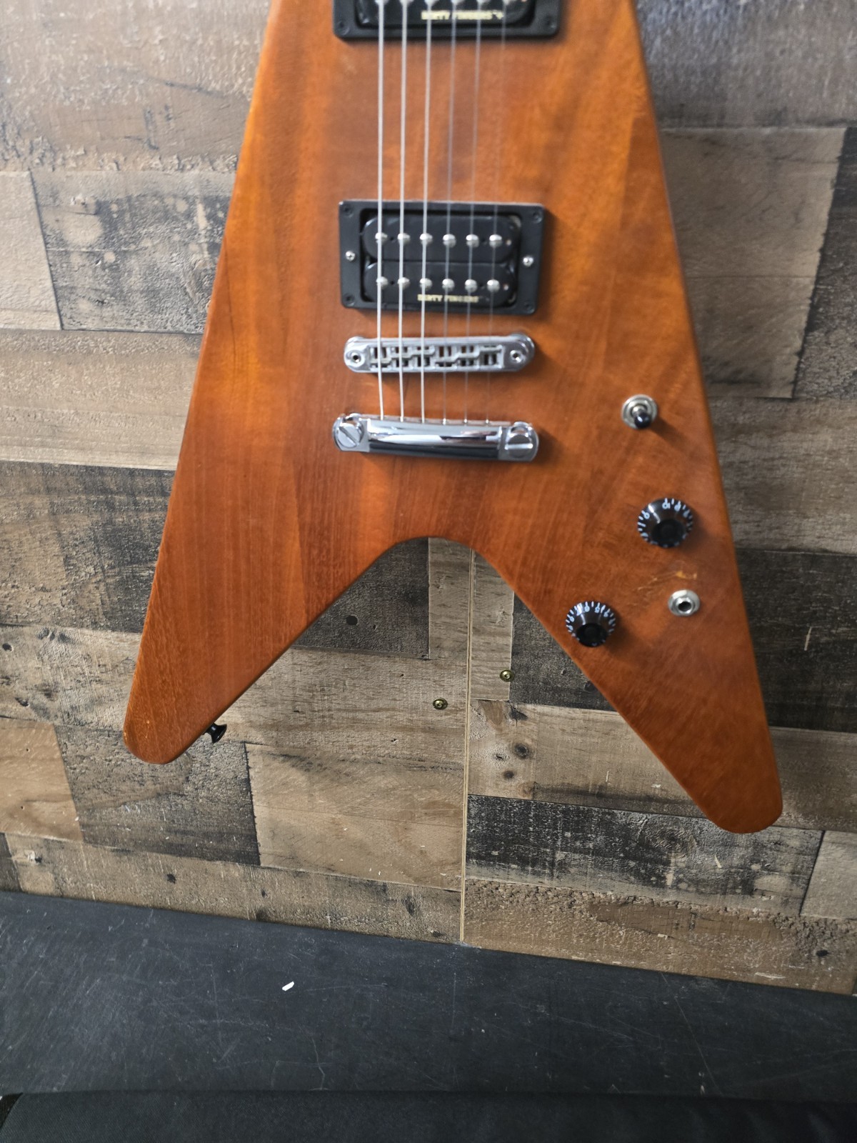 2016 Gibson Flying V Limited With Dirty Fingers Pickups 7.4 Lb