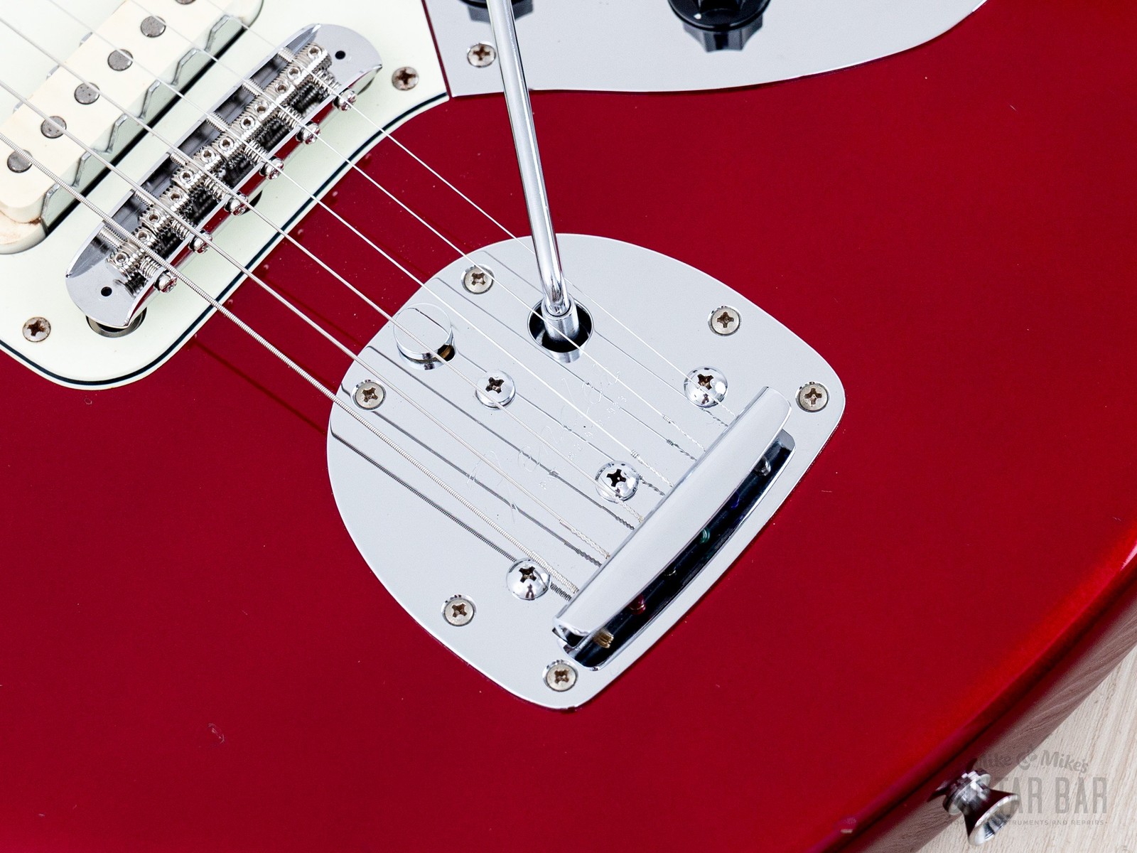 2011 Fender Jaguar ’62 Vintage Reissue JG66/MH Candy Apple Red, Japan MIJ