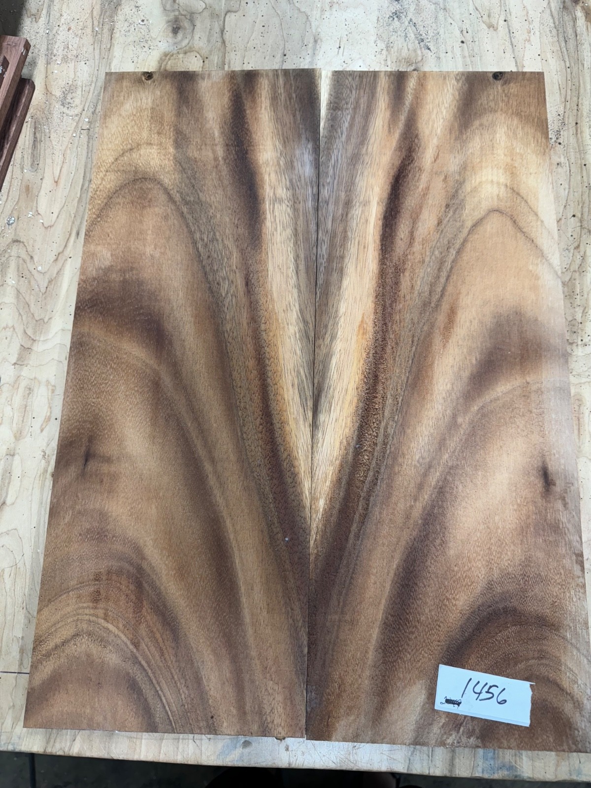 GUITAR TOP LUTHIER WOOD HAWAIIAN MONKEYPOD 20.875X15X.356 #1456