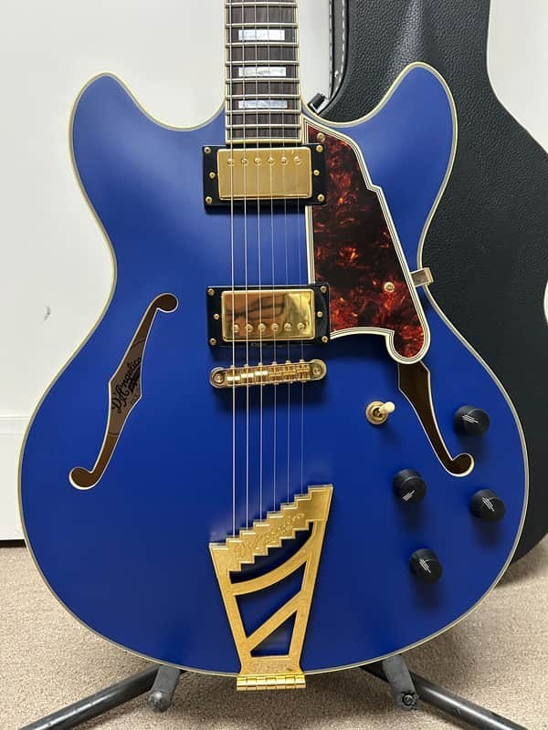 D’Angelico DLX DCTP Deluxe DC Semi Hollowbody Electric Guitar Royal Blue