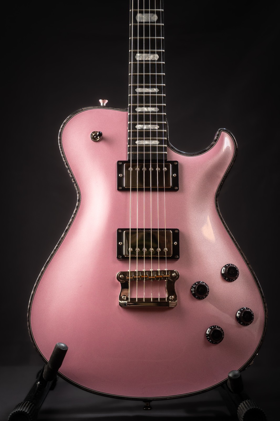 Knaggs Kenai-Pink Ice-Onyx Binding
