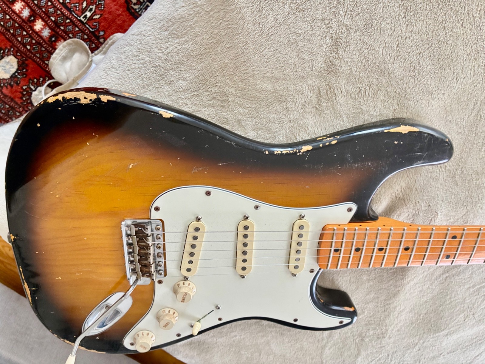 Relic 1960’s style Fender Stratocaster MJT Body and Fender USA parts