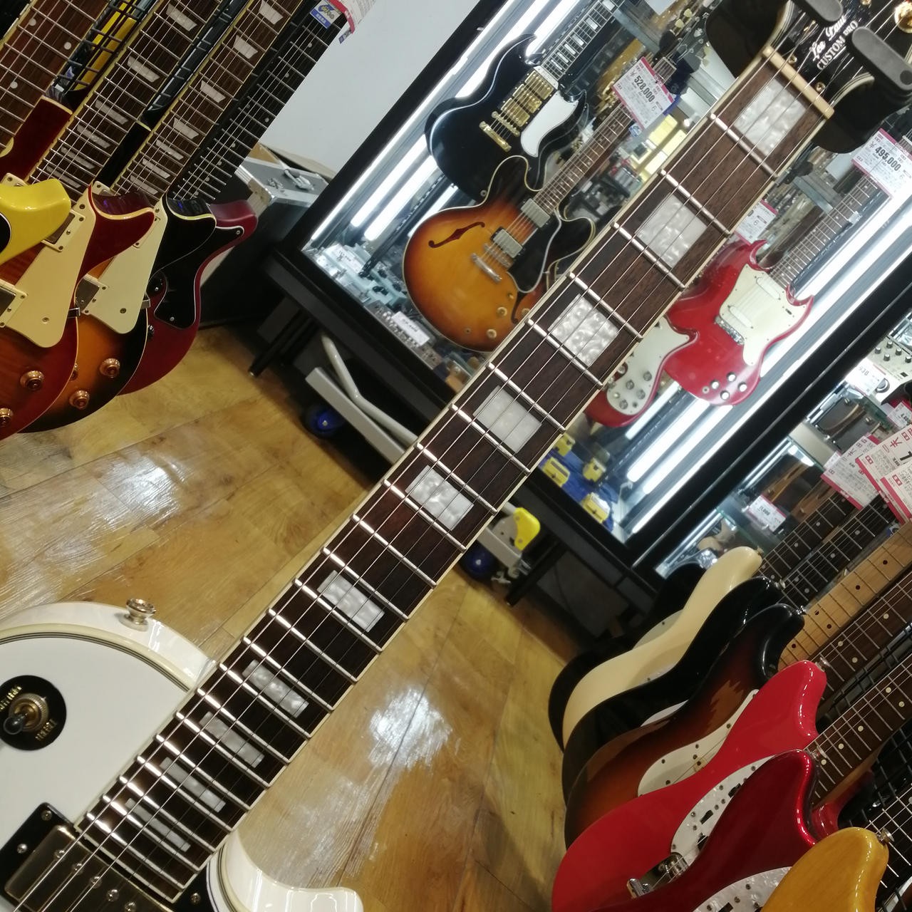 EPIPHONE LES PAUL CUSTOM PRO Electric Guitar-02