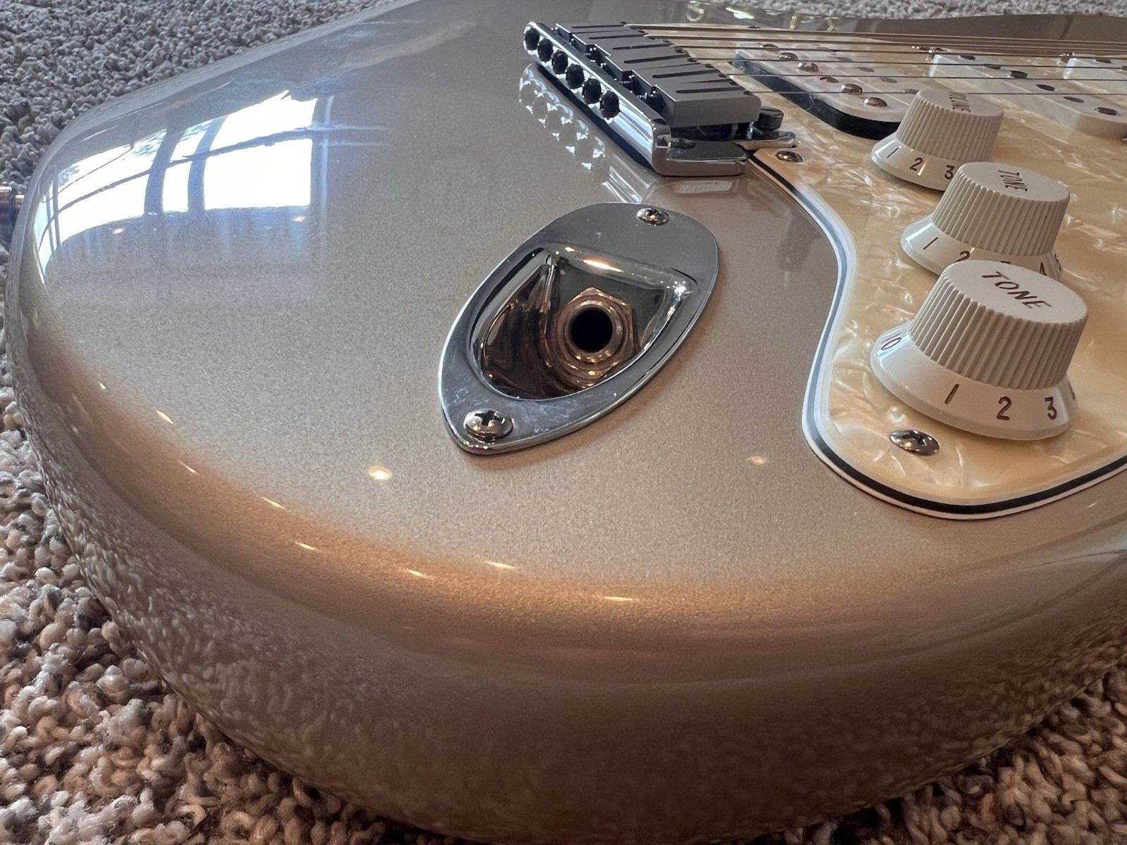 Original 1997 Fender USA Lone Star Strat H/S/S Guitar in Shoreline Gold W/Case