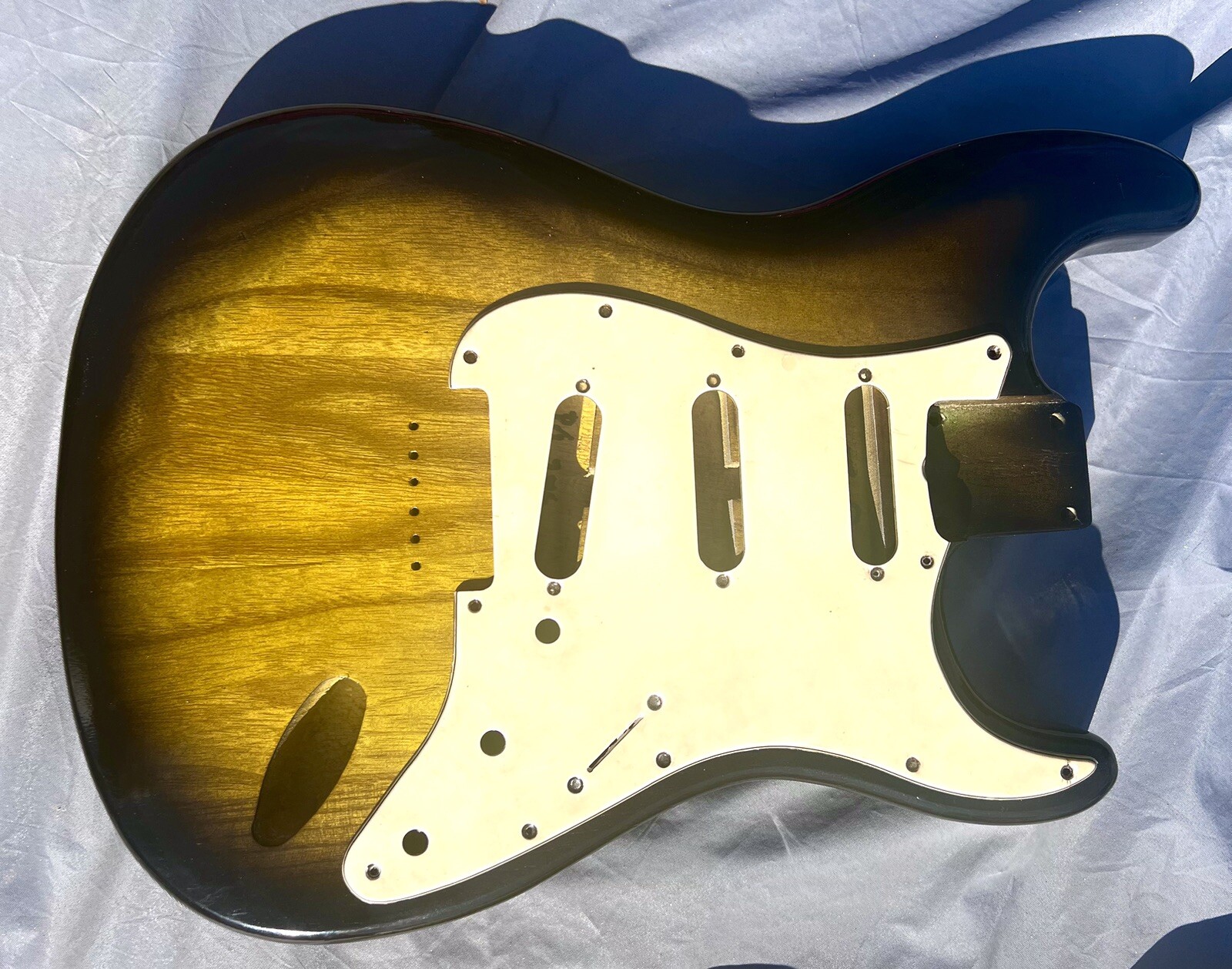 STRAT BODY 50s HARDTAIL 2 Tone SUNBURST NITRO NO RELIC ORDER HERE JVGuitars