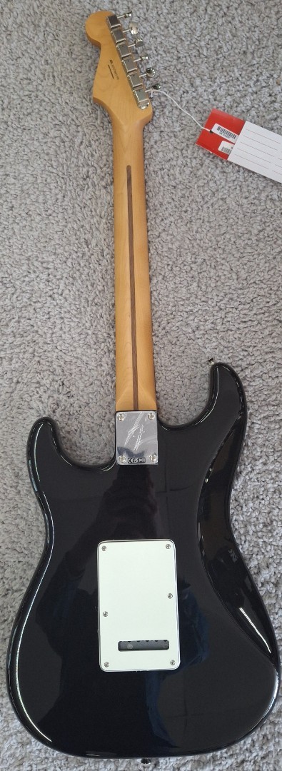 Fender Player II Stratocaster HSS Elec. Guitar, Maple Fingerboard, Black – MIM