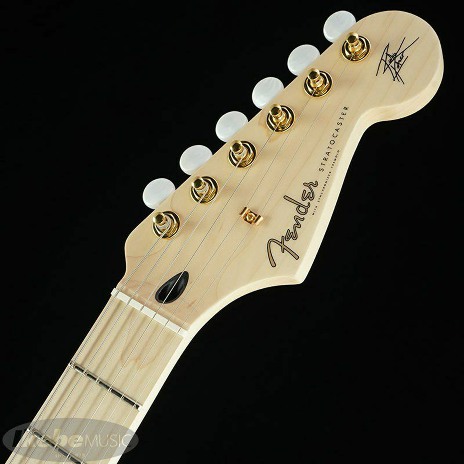 Fender Japan Exclusive Richie Kotzen Stratocaster Transparent Red Burst