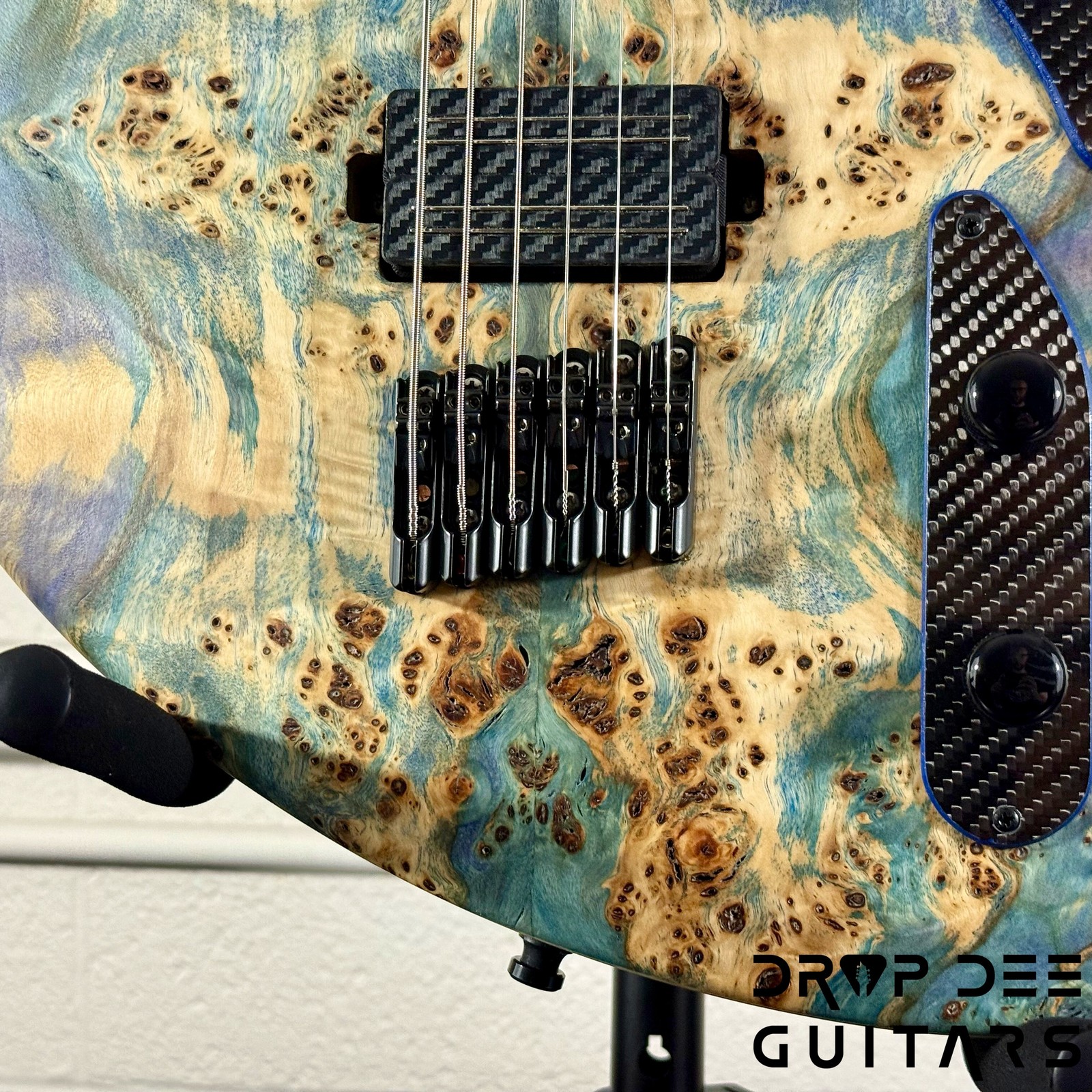GV Guitars Vincent Baritone Electric Guitar w/ Case – Natural