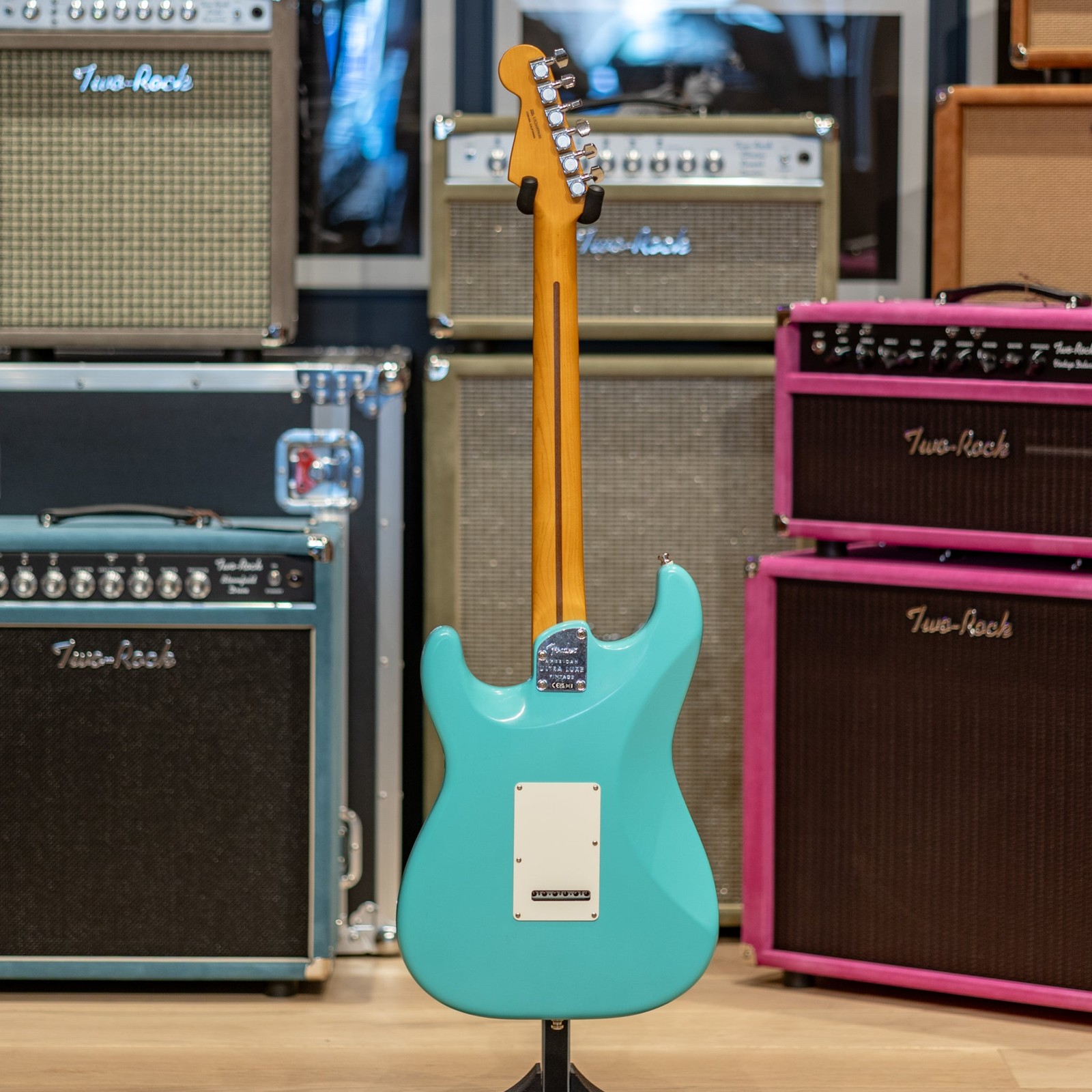 Fender American Ultra Luxe Vintage ’60s Stratocaster HSS – Sea Foam Green
