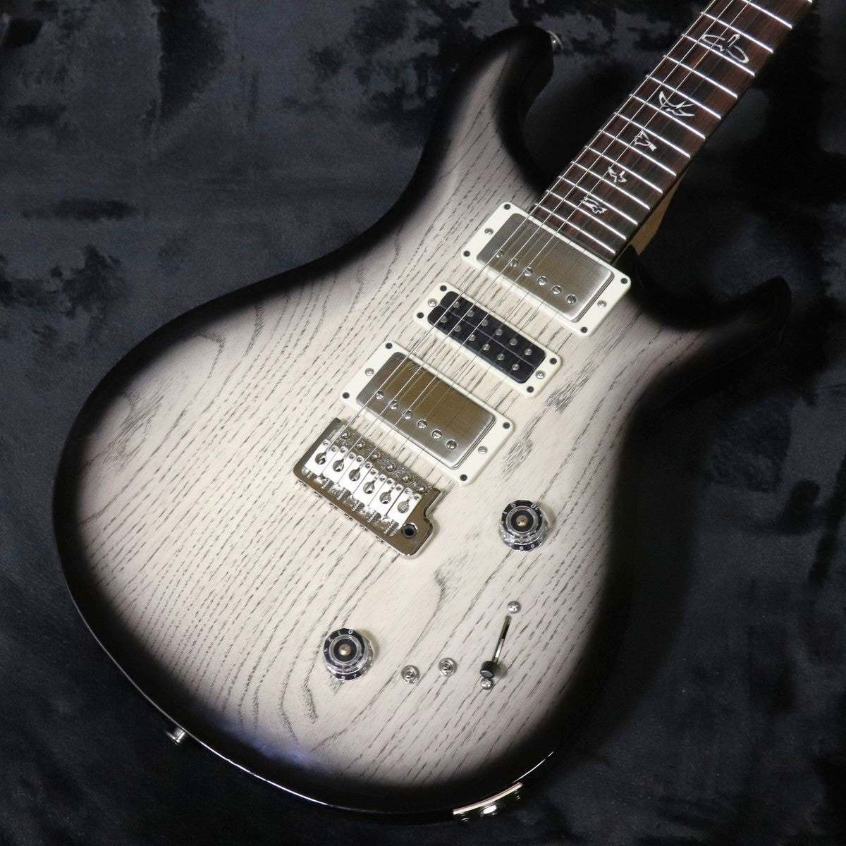 Paul Reed Smith PRS 2025 Swamp Ash Special White Doghair Smokeburst