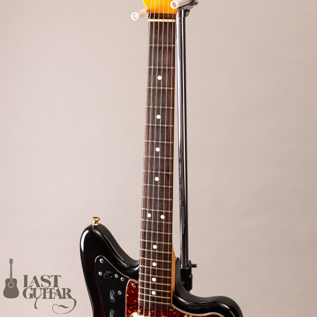 Fender USA American Vintage ’62 Jaguar 3-Color Sunbursty 2005 Electric Guitar