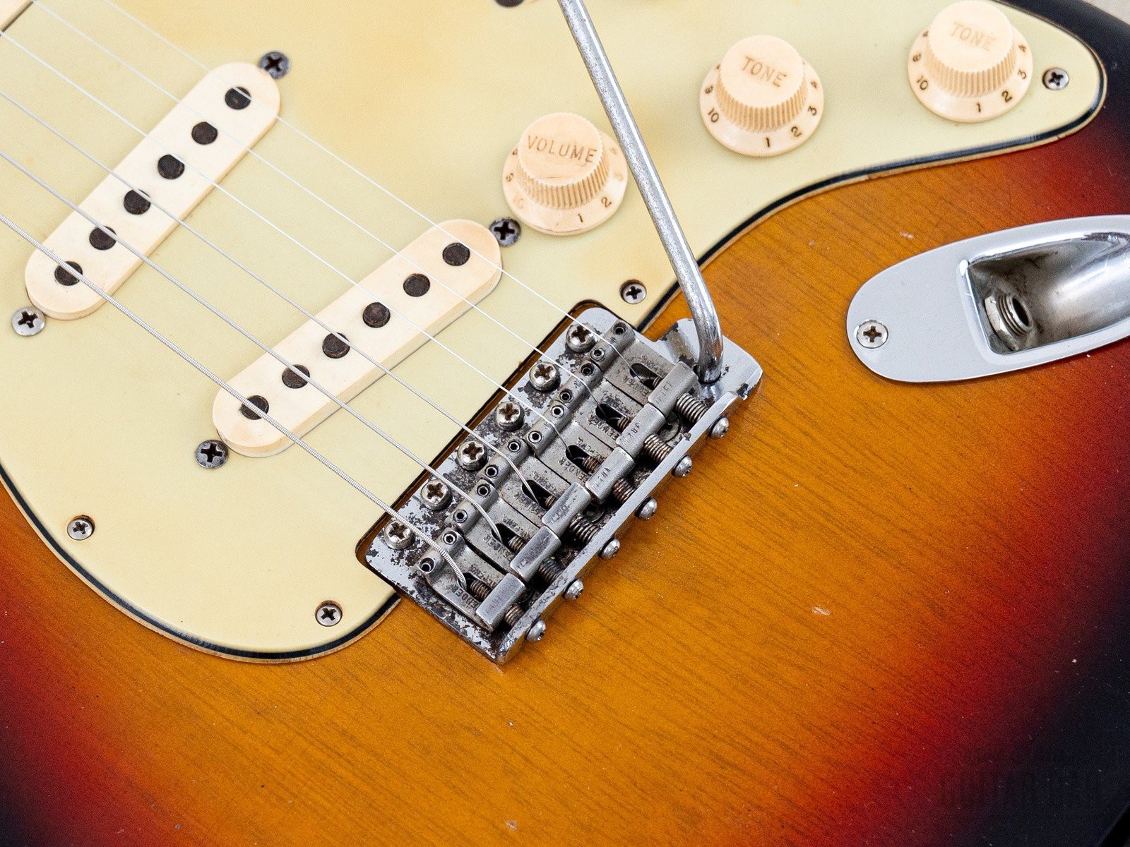 1963 Fender Stratocaster Korina Pre-CBS Vintage Guitar Sunburst w/ Case