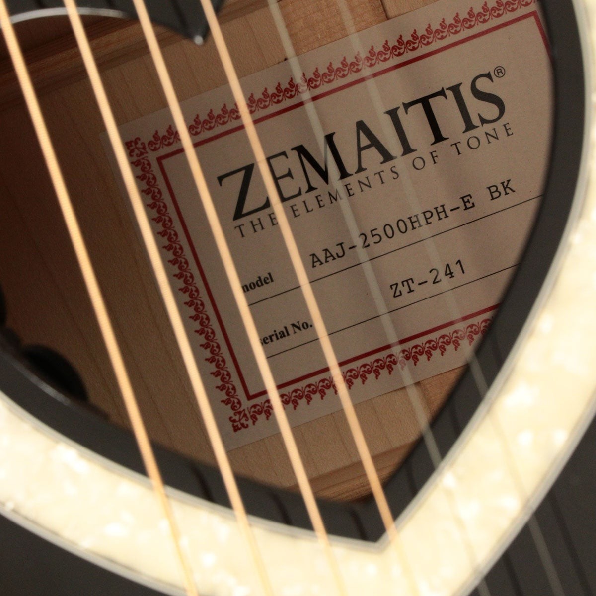 Zemaitis AAJ-2500HPH-E BK Jumbo Acoustic-Electric Guitar Used